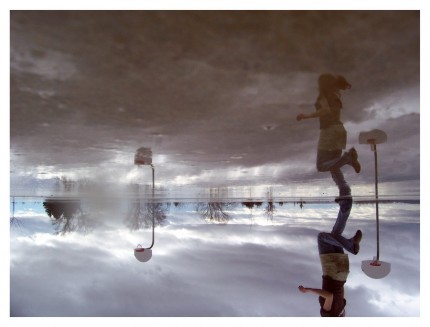 Run_Away_by_Vanaliel